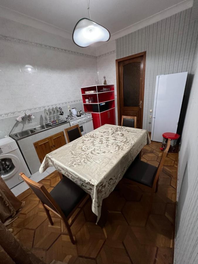 Twins Guest House Батуми Экстерьер фото